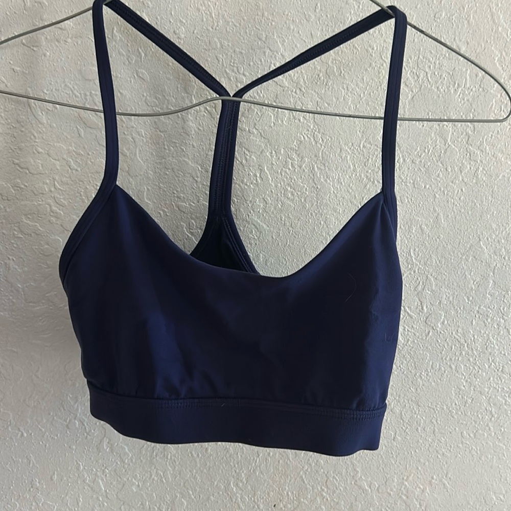 Lululemon sports bra